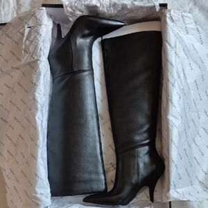 New- Kendall & Kylie Black Leather Heeled Boots- 7.5